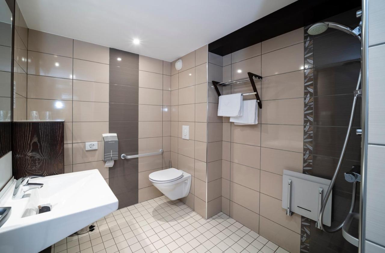 Logis Cottage Hotel วองโดวัวร์-เลส์-นองซี ภายนอก รูปภาพ